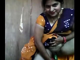 aunty is rendition solo..when snivel a person handy home..